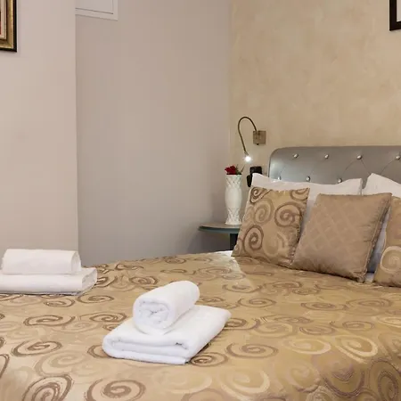 Palace Queen Mary I Luxury Penzion 4*