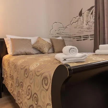 Palace Queen Mary I Luxury 4* 斯普利特