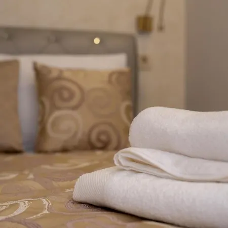 Palace Queen Mary I Luxury Split