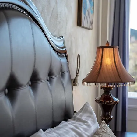Palace Queen Mary I Luxury Guest house Split