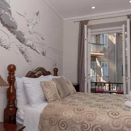 Palace Queen Mary I Luxury Guest house 4*