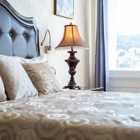 Palace Queen Mary I Luxury Guest house 4*