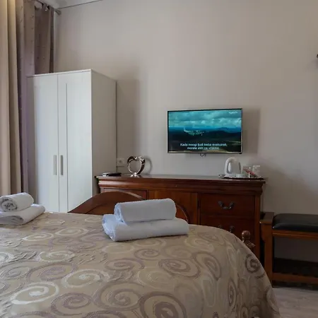Palace Queen Mary I Luxury Guest house Split