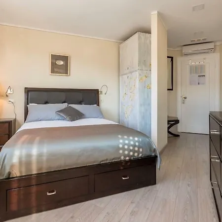 Palace Queen Mary I Luxury Split